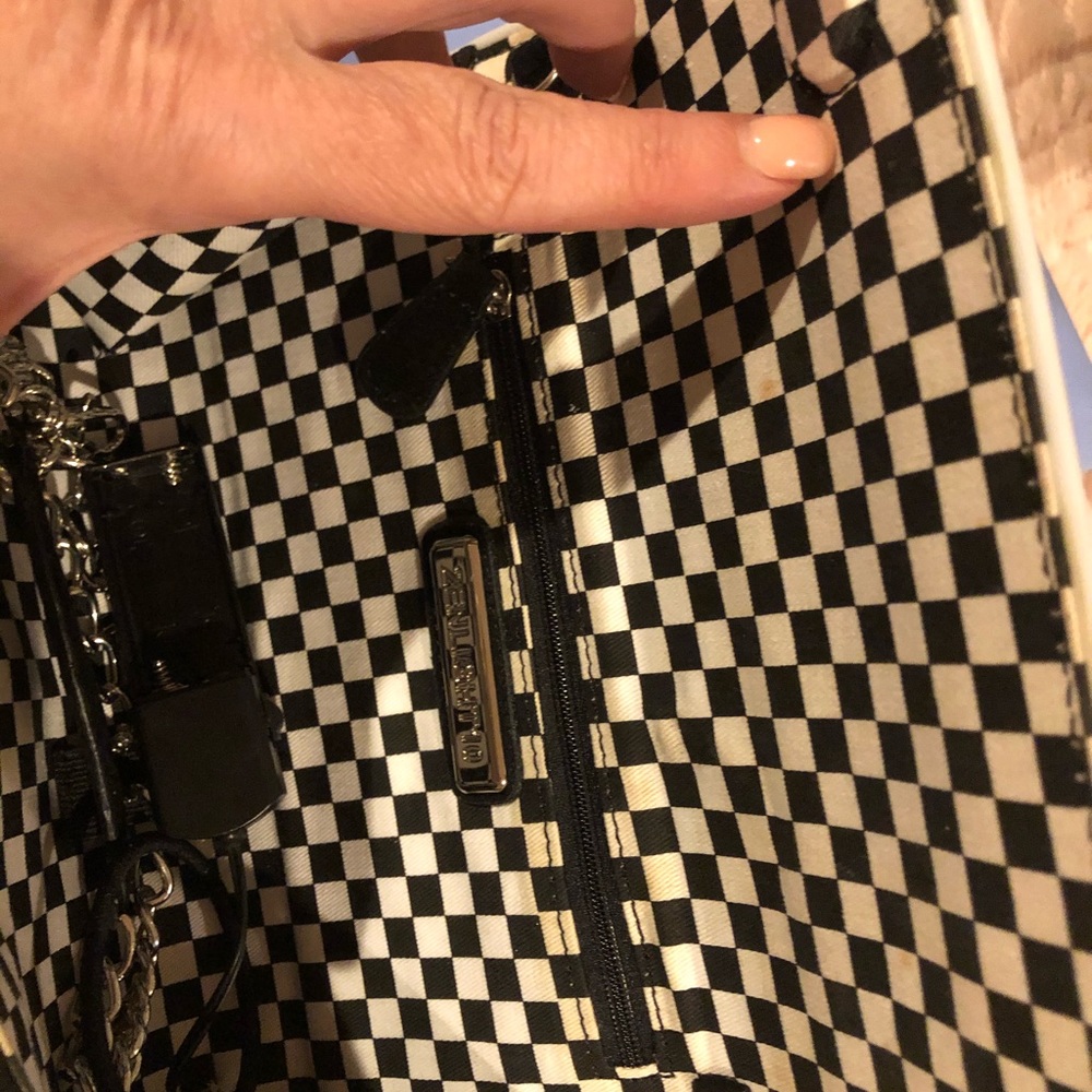 Taxi LIGHT Up purse or glitter light up purse from New York fashion week! - Picture 5 of 11
